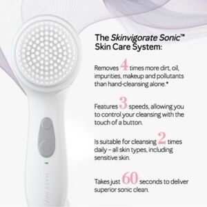 Mary Kay White Sonic Cleansing Brush
